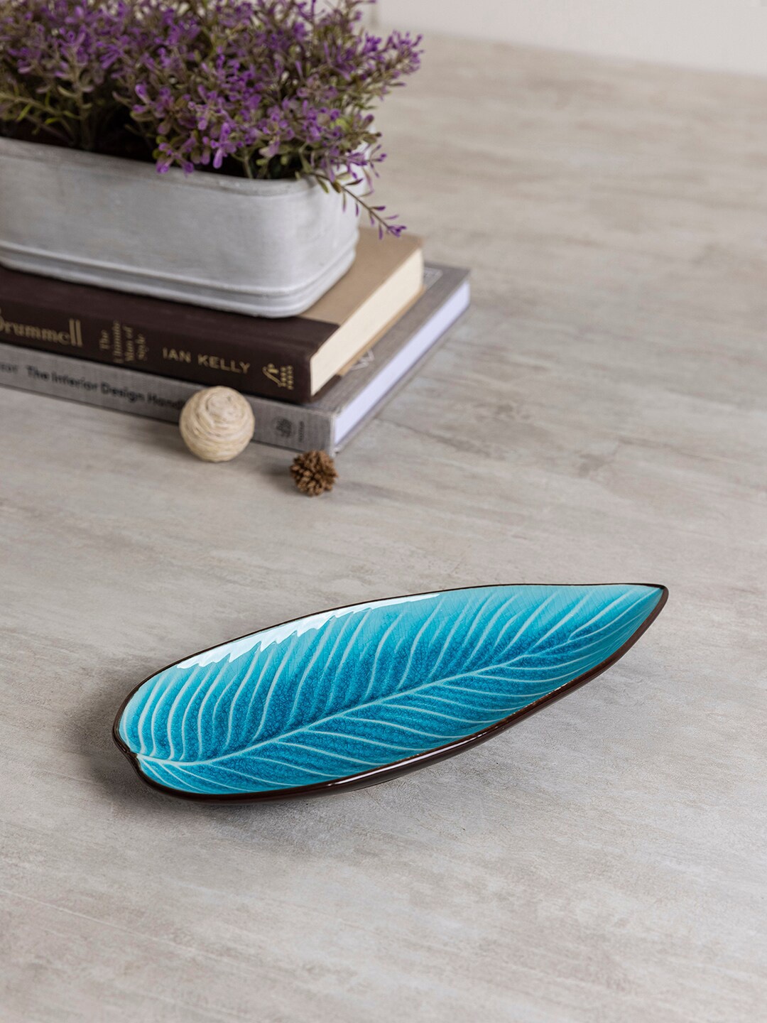 

Pure Home and Living Blue Leaf Platter