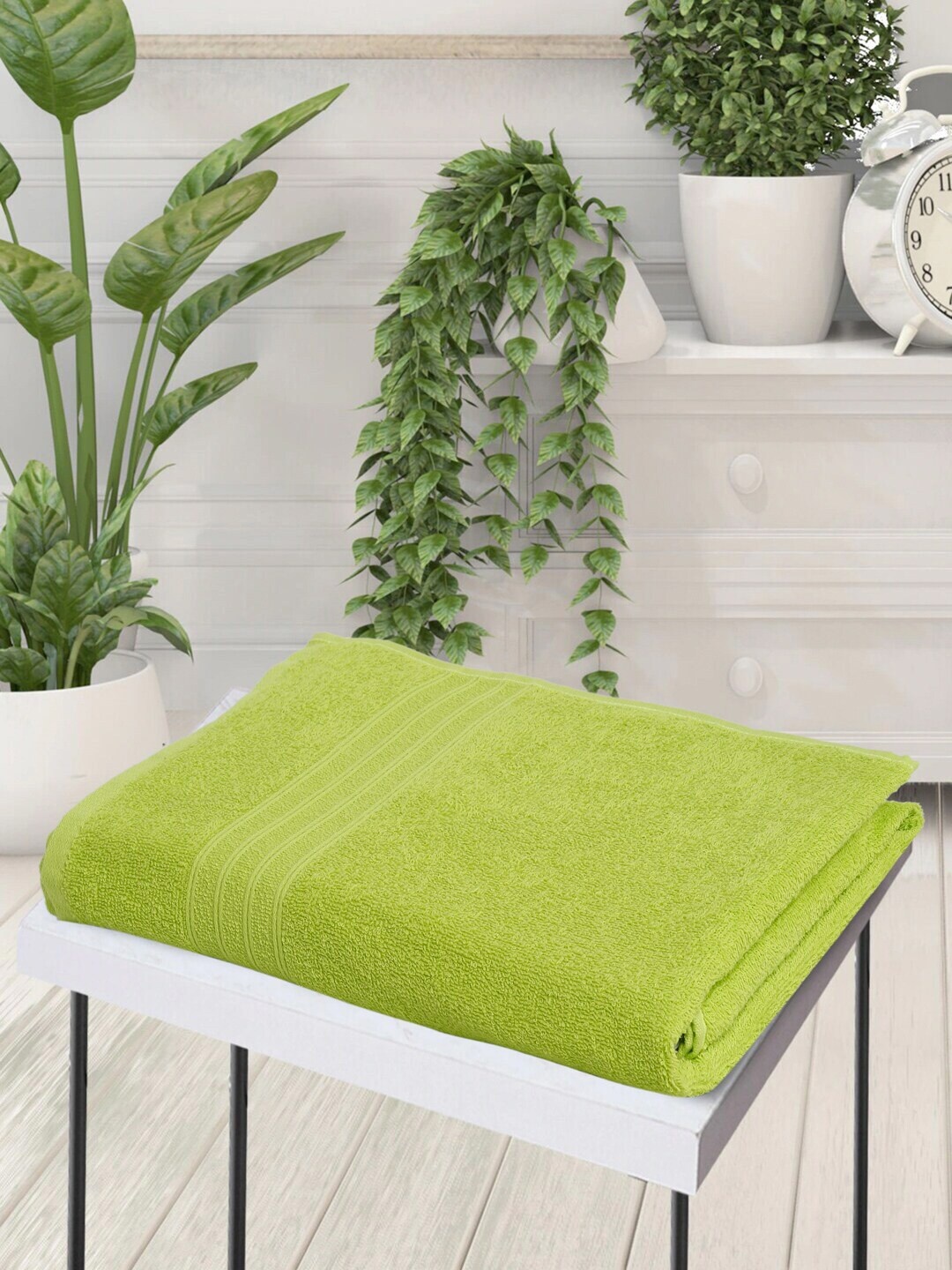 

MYTRIDENT Lime Green Solid 400 GSM Combed Cotton Bath Towel