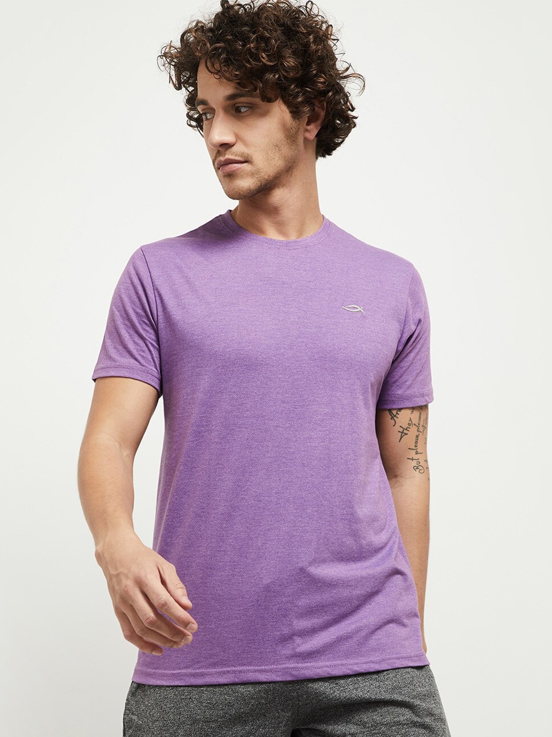 

max Men Purple T-shirt