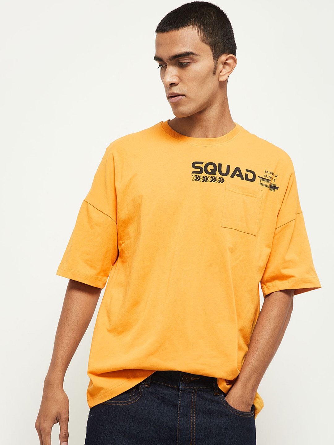 

max Men Yellow Typography Printed Drop-Shoulder Sleeves T-shirt