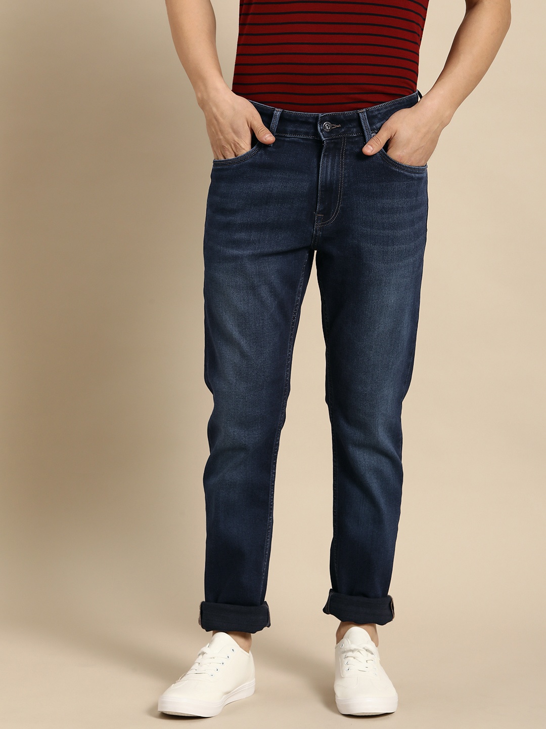 

Nautica Men Navy Blue Slim Fit Mid-Rise Light Fade Stretchable Jeans