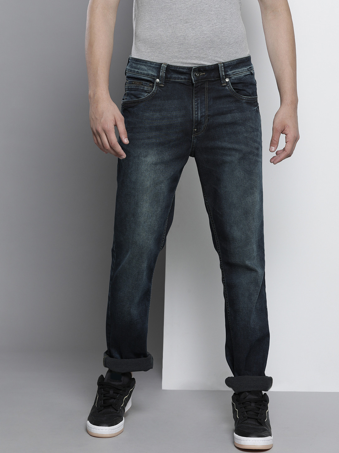 

Nautica Men Blue Straight Fit Light Fade Stretchable Jeans