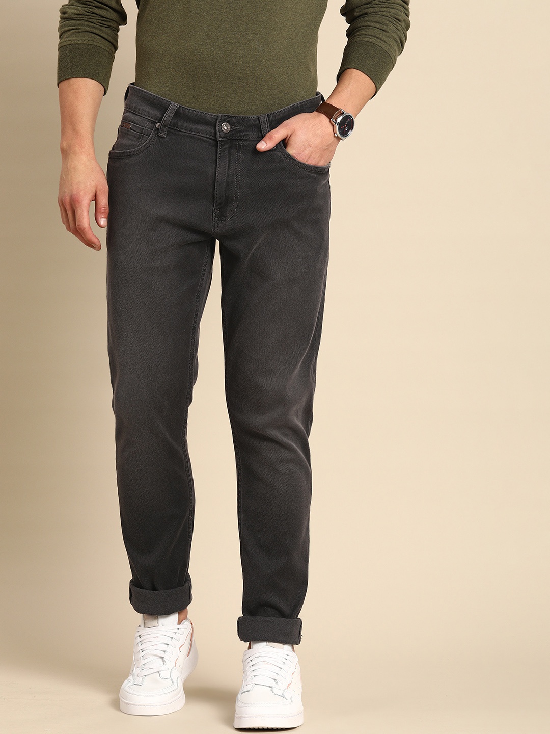 

Nautica Men Black Slim Fit Light Fade Stretchable Jeans