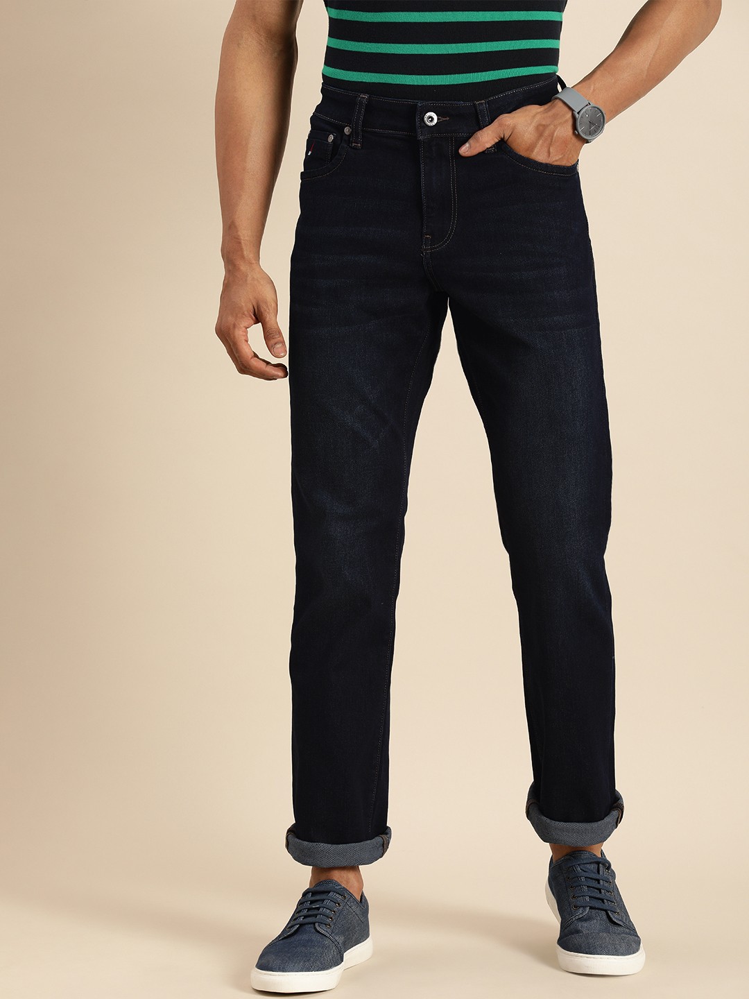 

Nautica Men Blue Straight Fit Low-Rise Light Fade Stretchable Jeans
