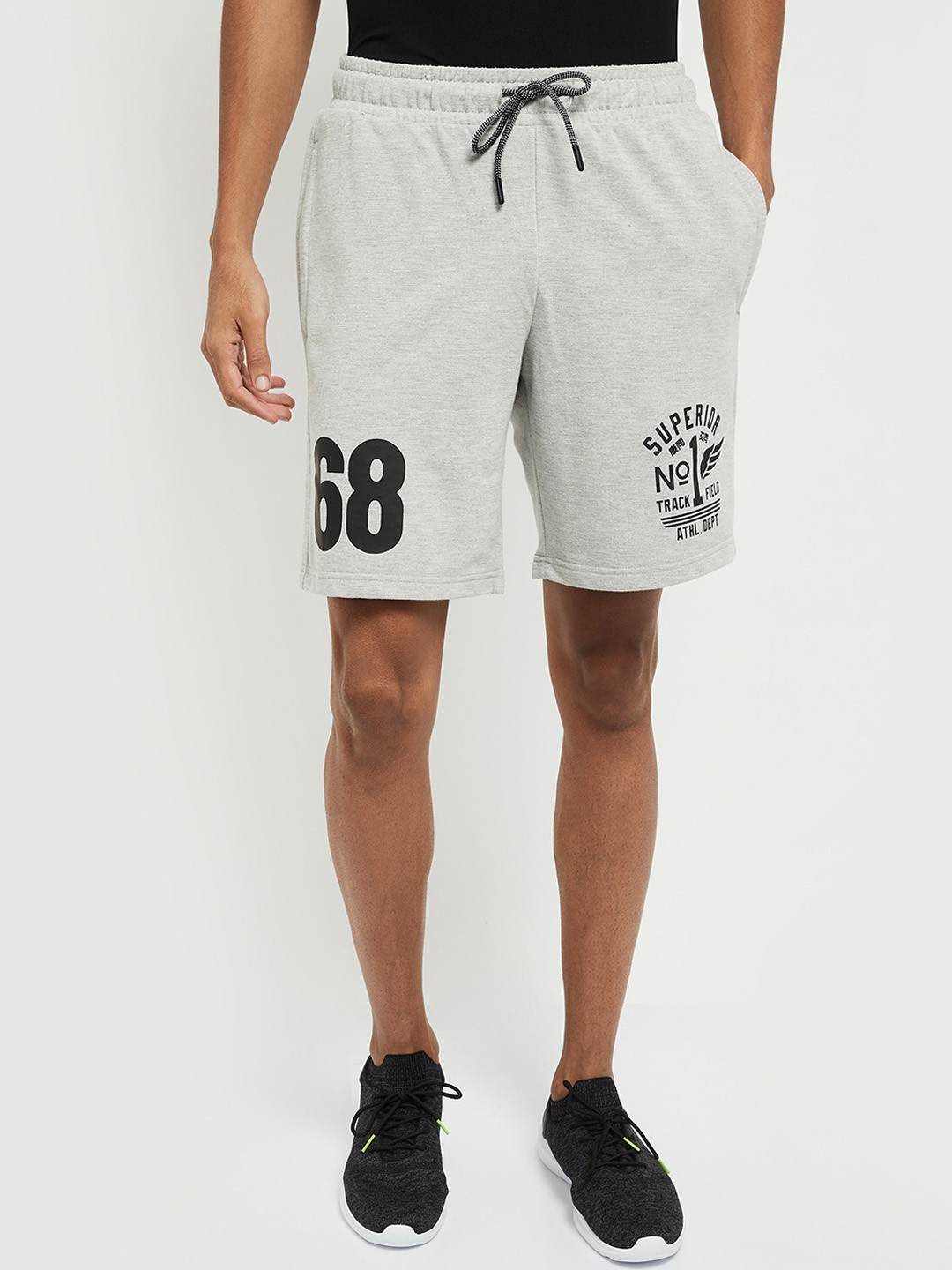 

max Men Grey Melange Regular Shorts