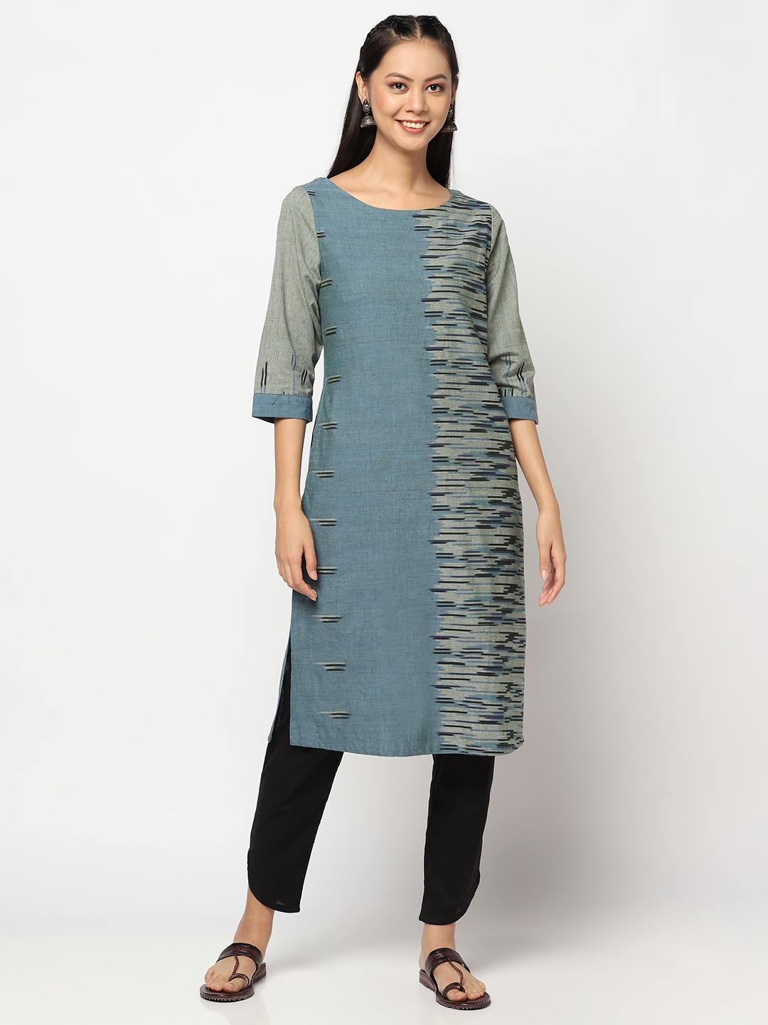 

Fabindia Women Blue & Grey Ikat Striped Kurta