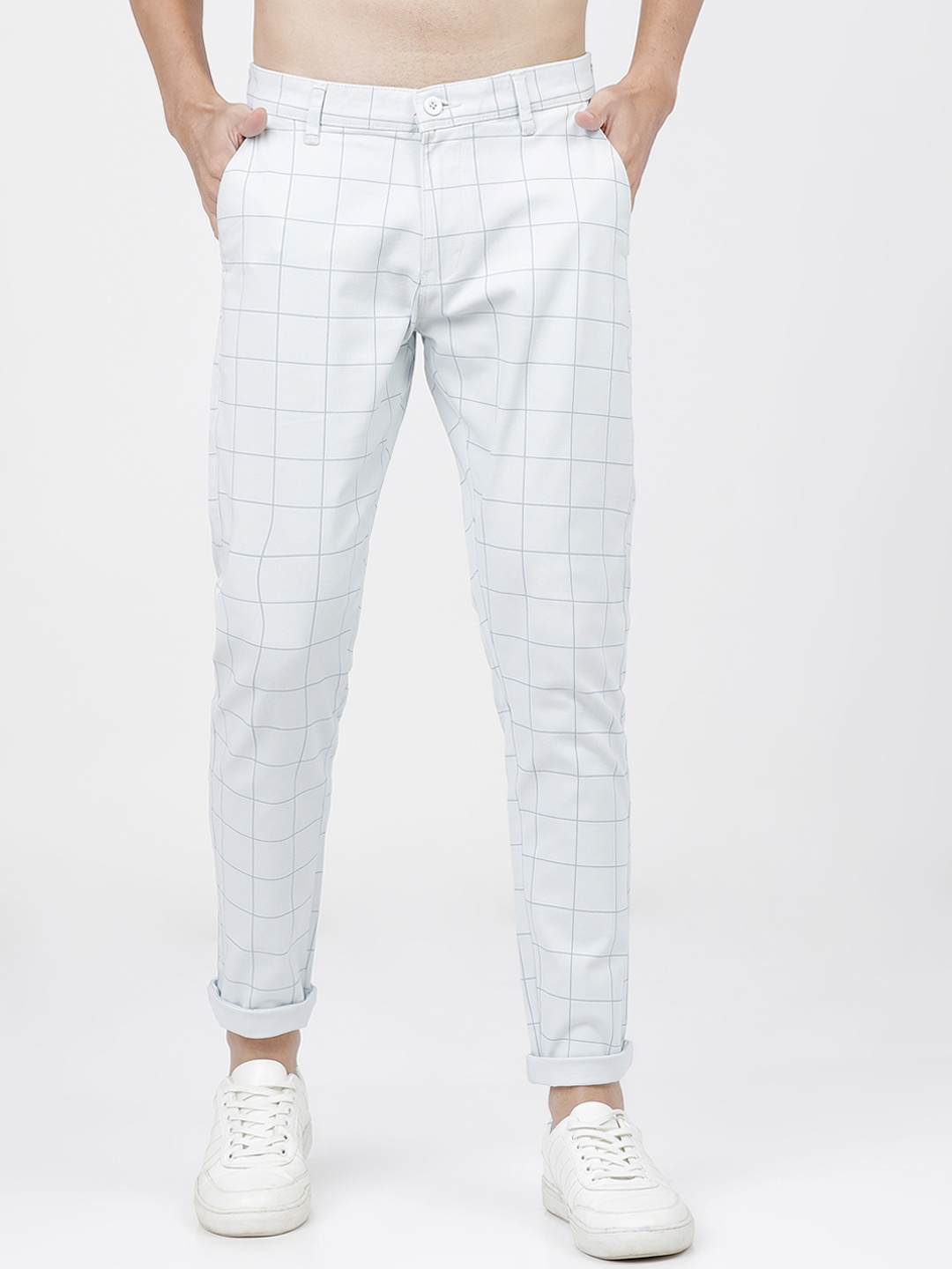 

HIGHLANDER Men White & Blue Checked Slim Fit Trousers