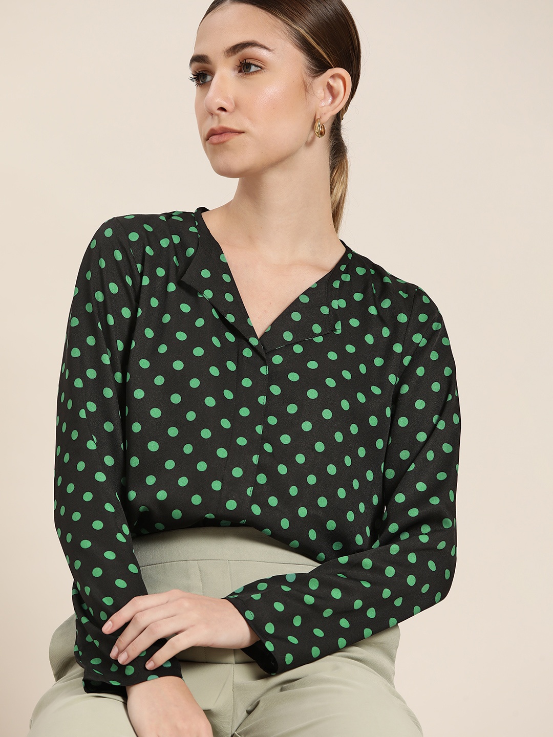 

her by invictus Black & Green Polka Dots Print Shirt Style Top