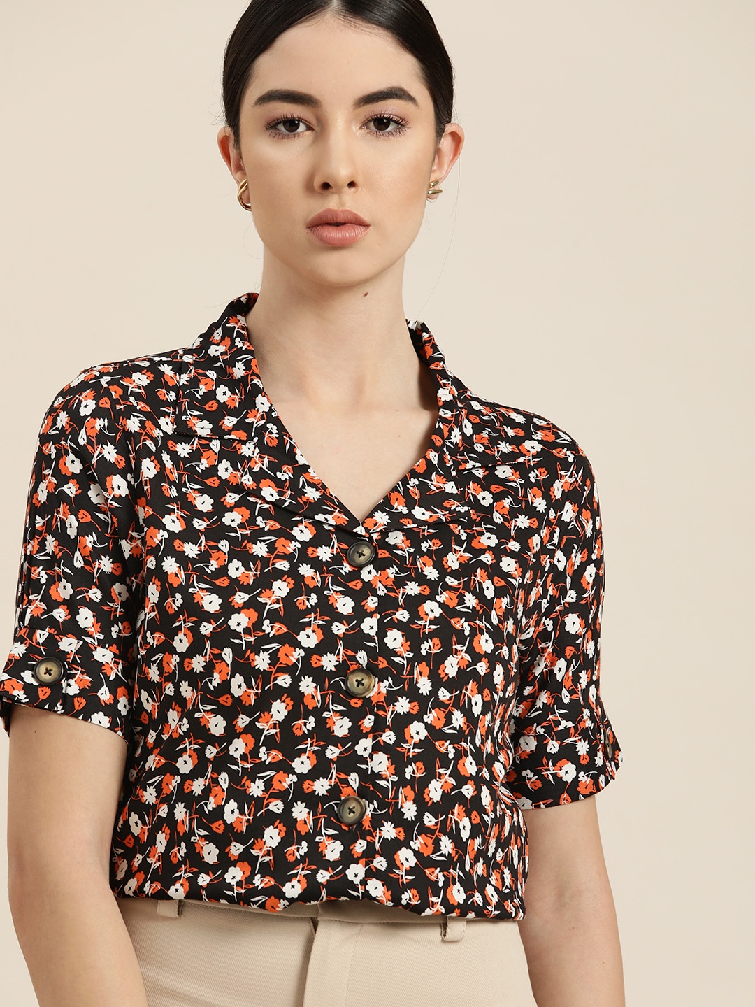 

her by invictus Women Black & White Floral Printed Casual Shirt