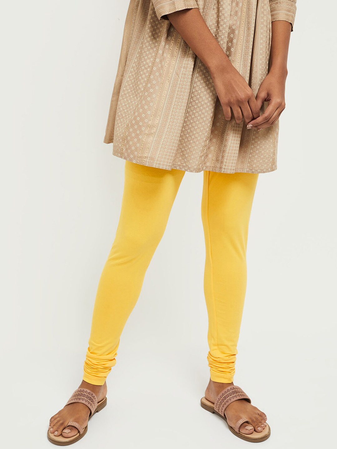 

max Women Yellow Solid Churidar-Length Leggings