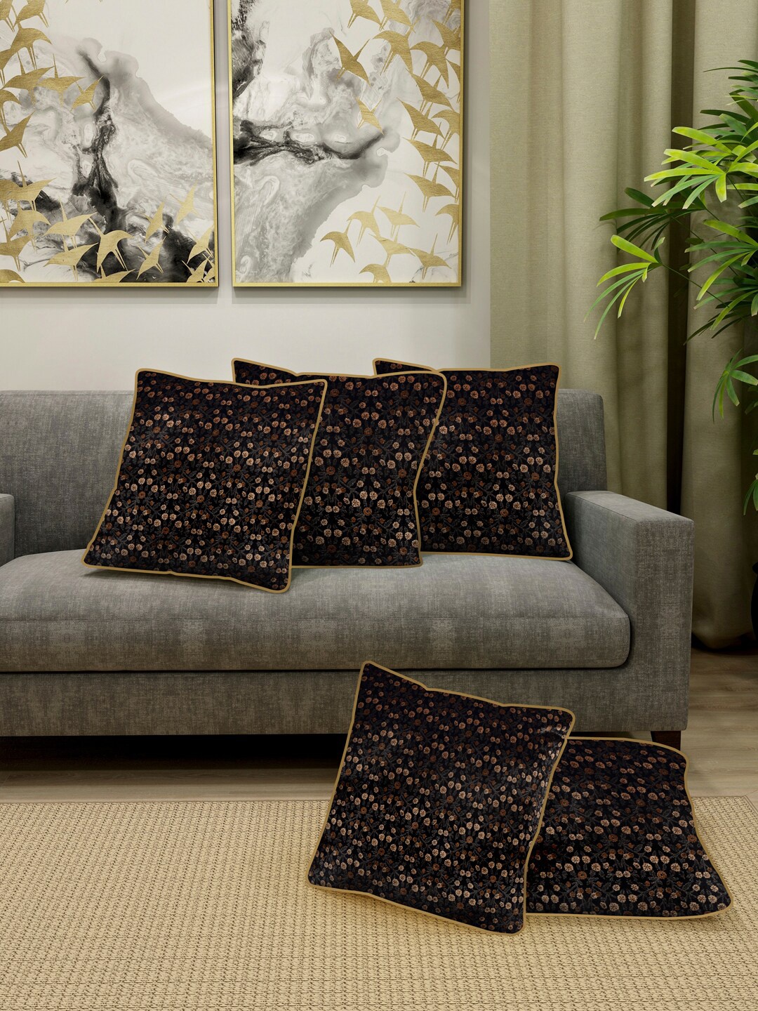 

KLOTTHE Set Of 5 Brown & Gold-Coloured Square Cushions With Fillers