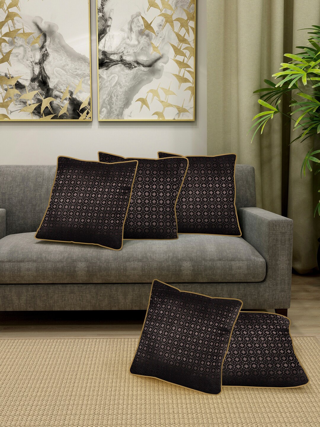 

KLOTTHE Set Of 5 Brown Square Cushions With Fillers