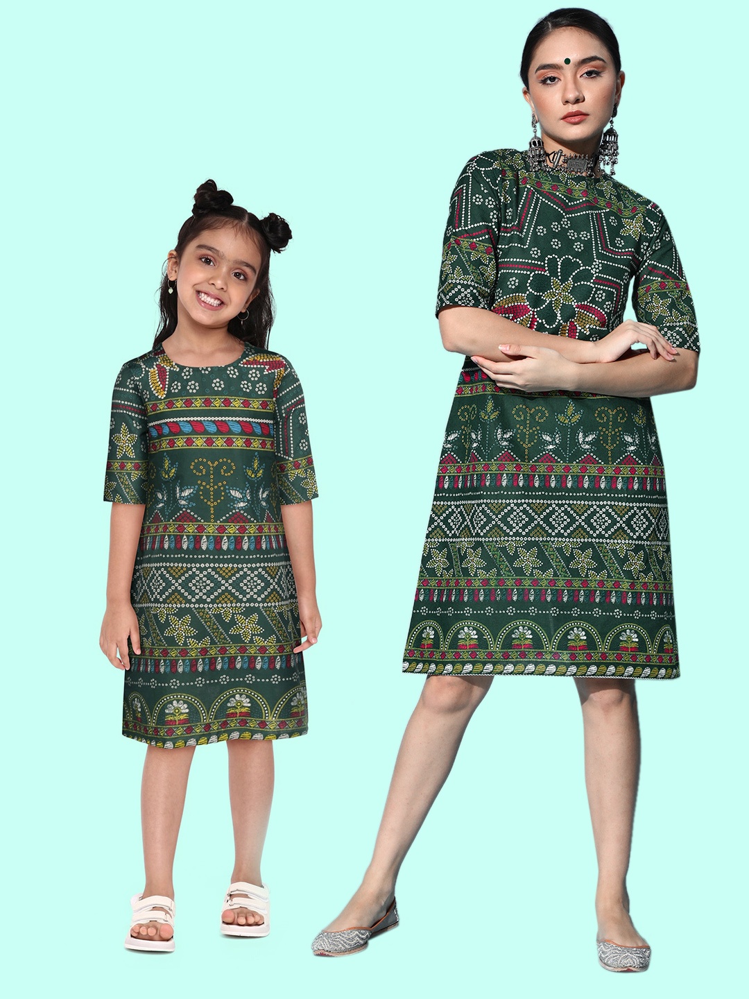 

Sangria Girls Green & White Bandhani Print Pure Cotton A-Line Dress