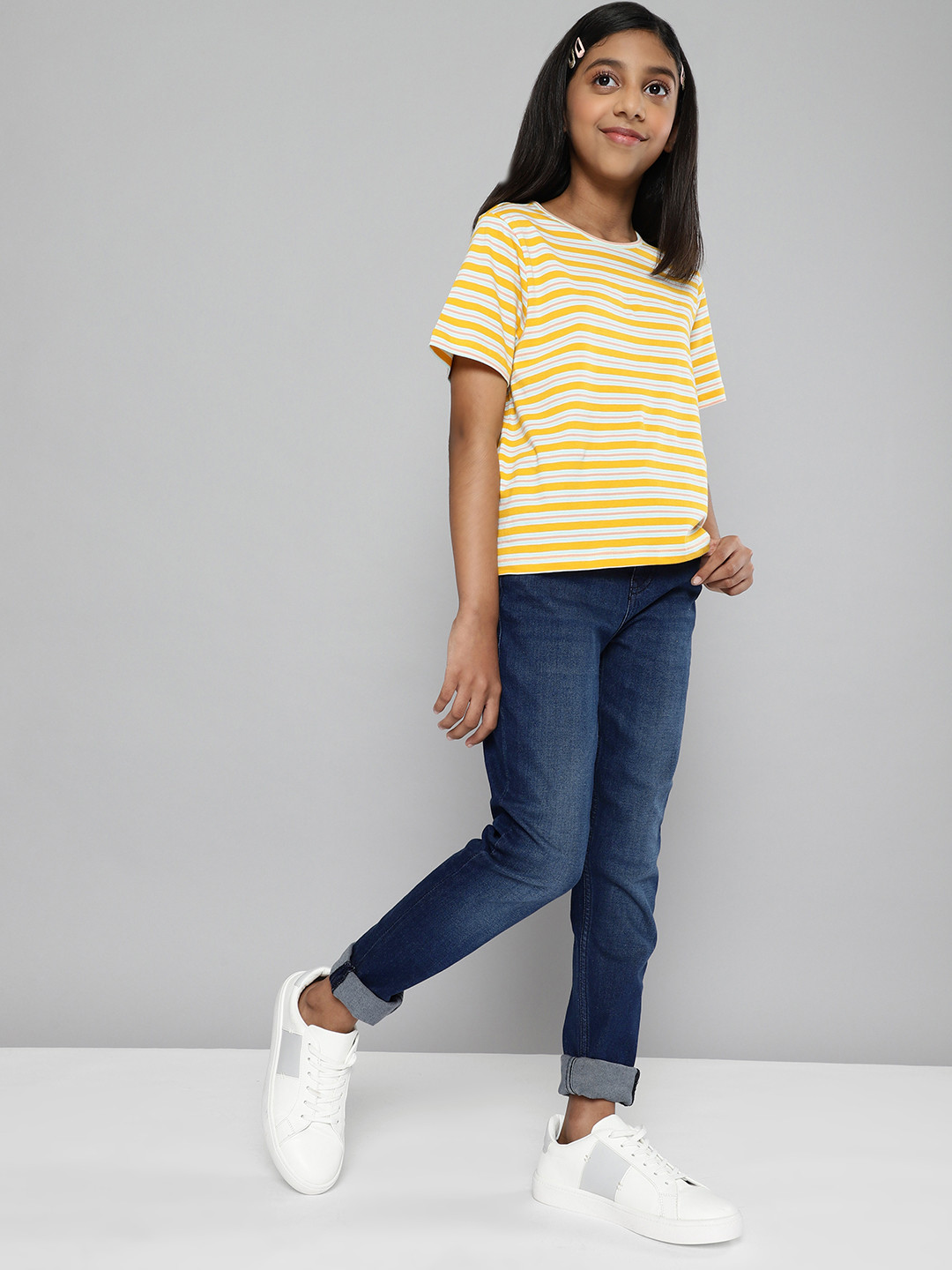 

M&H Juniors Girls Navy Blue Regular Fit Light Fade Stretchable Jeans