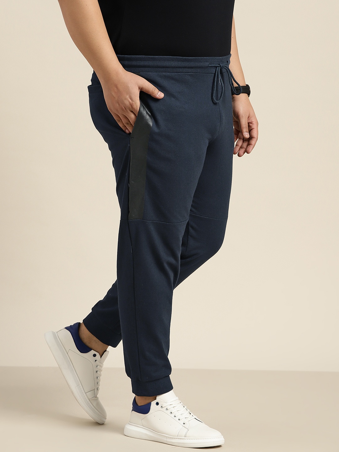 

Sztori Men Plus Size Navy Blue Solid Joggers