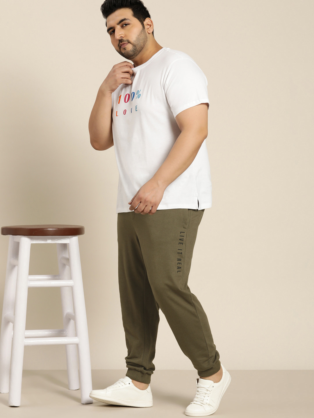 

Sztori Men Plus Size Olive Green Solid Joggers