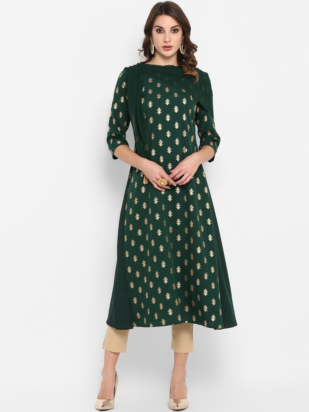 

Janasya Women Green & Gold-Toned Floral Printed Straight Kurta With Attached Scarf
