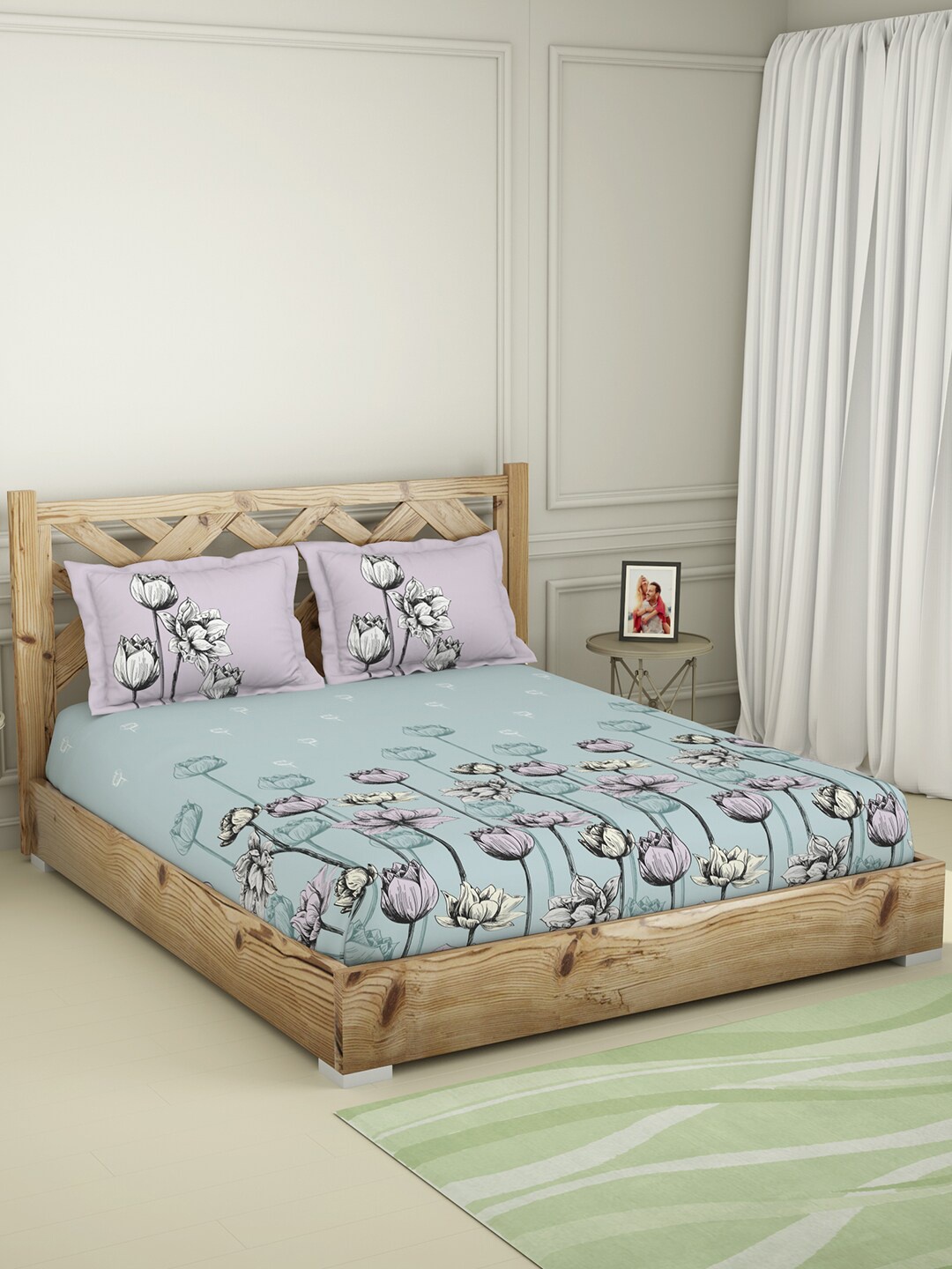 

SPACES Sea Green & Lavender Floral 210 TC Pure Cotton Queen Bedsheet with 2 Pillow Covers