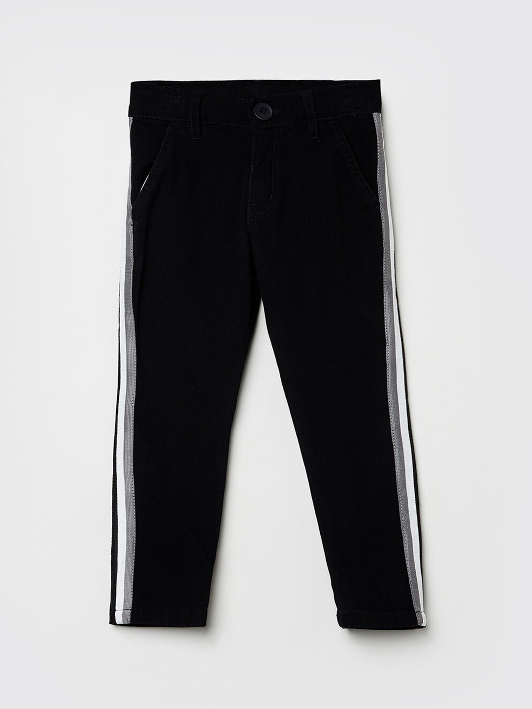 

max Boys Black Solid Track Pants