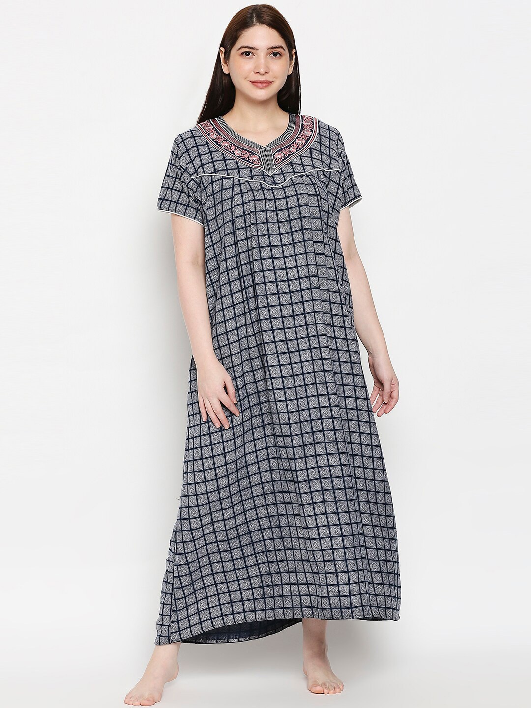 

Pretty Awesome Navy Blue Embroidered Maxi Nightdress
