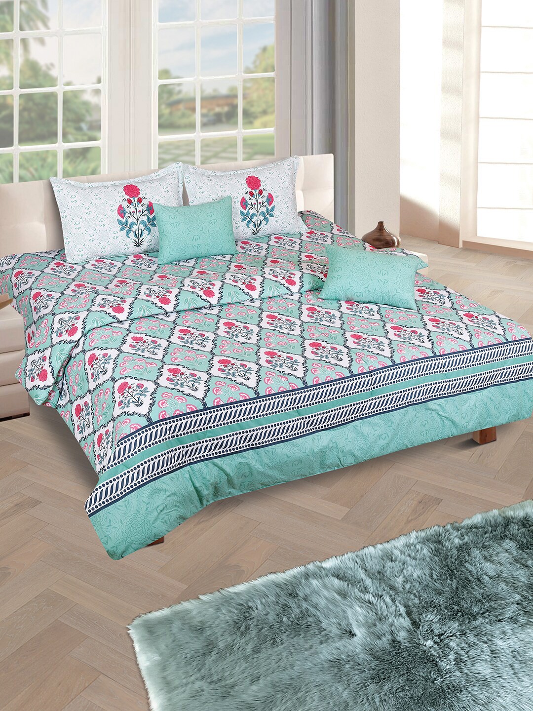

ROMEE Sea Green & White Floral Printed Cotton Double King Bedding Set