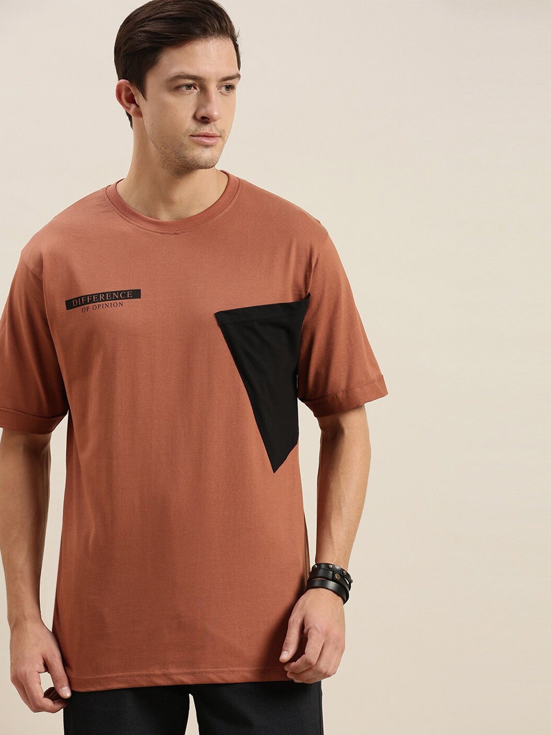 

Difference of Opinion Men Brown & Black Loose Fit Cotton T-shirt