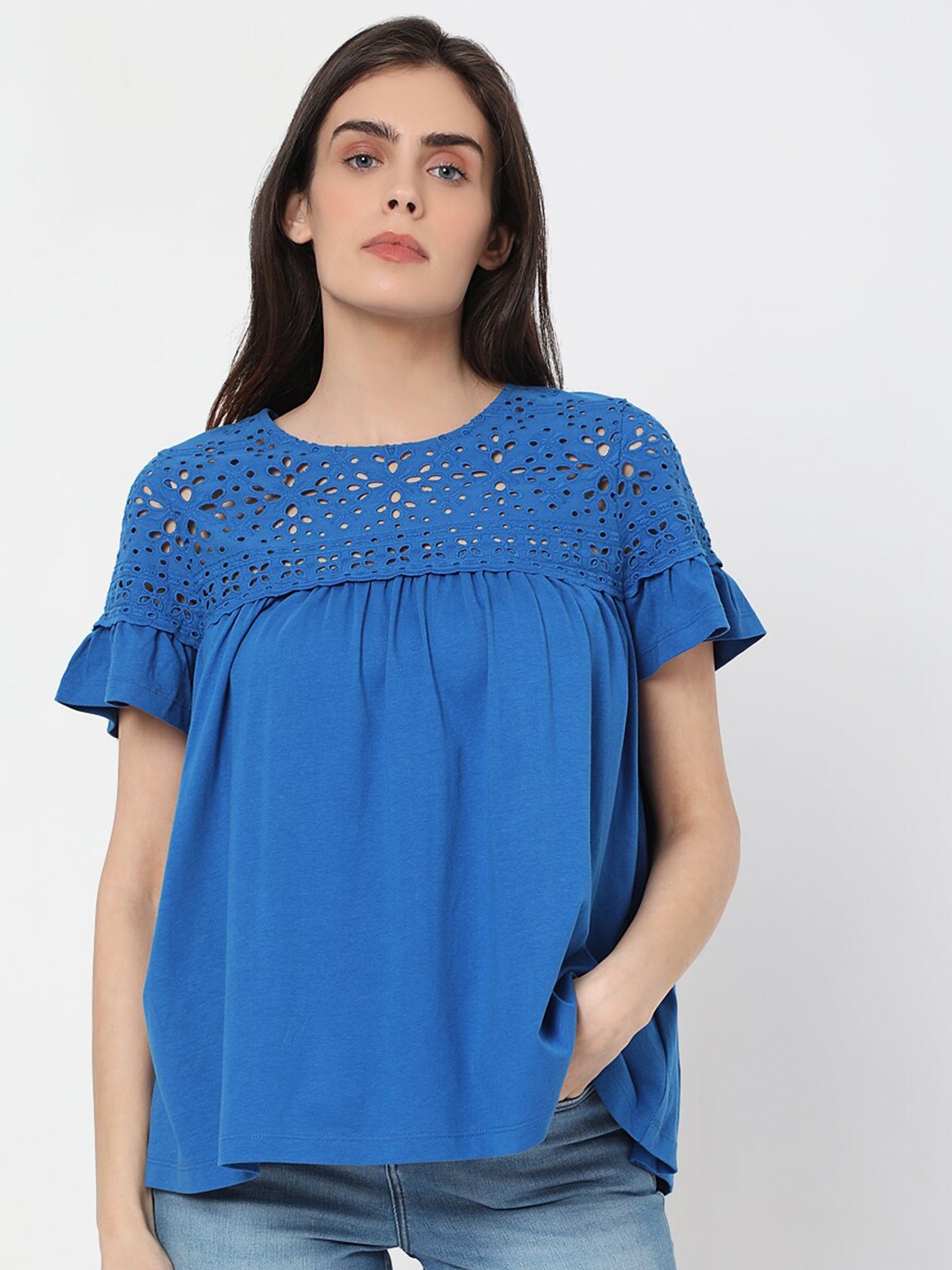 

Vero Moda Blue Solid A-Line Casual Top