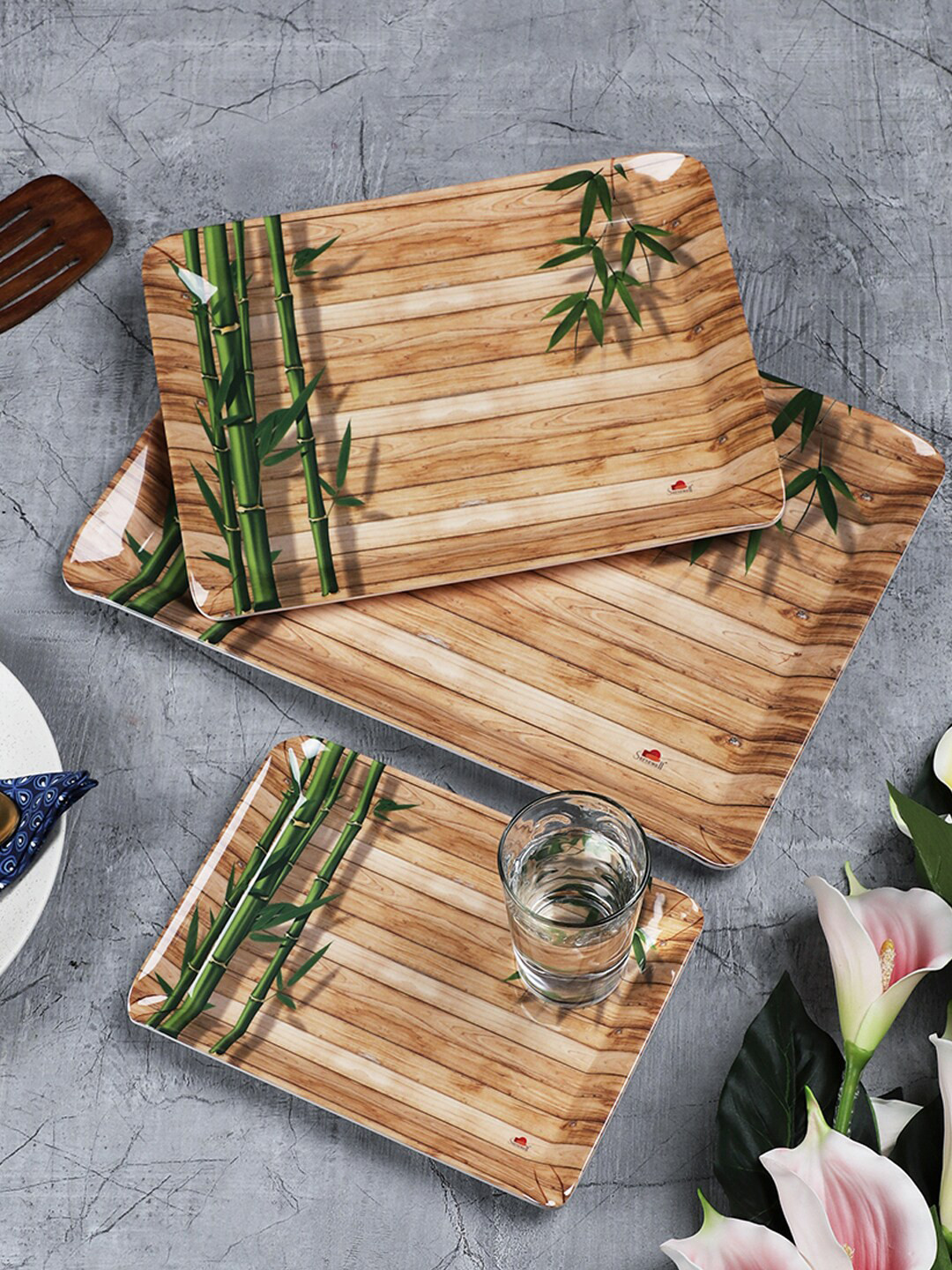 

Servewell Set of 3 Beige & Green Printed Serving Trays