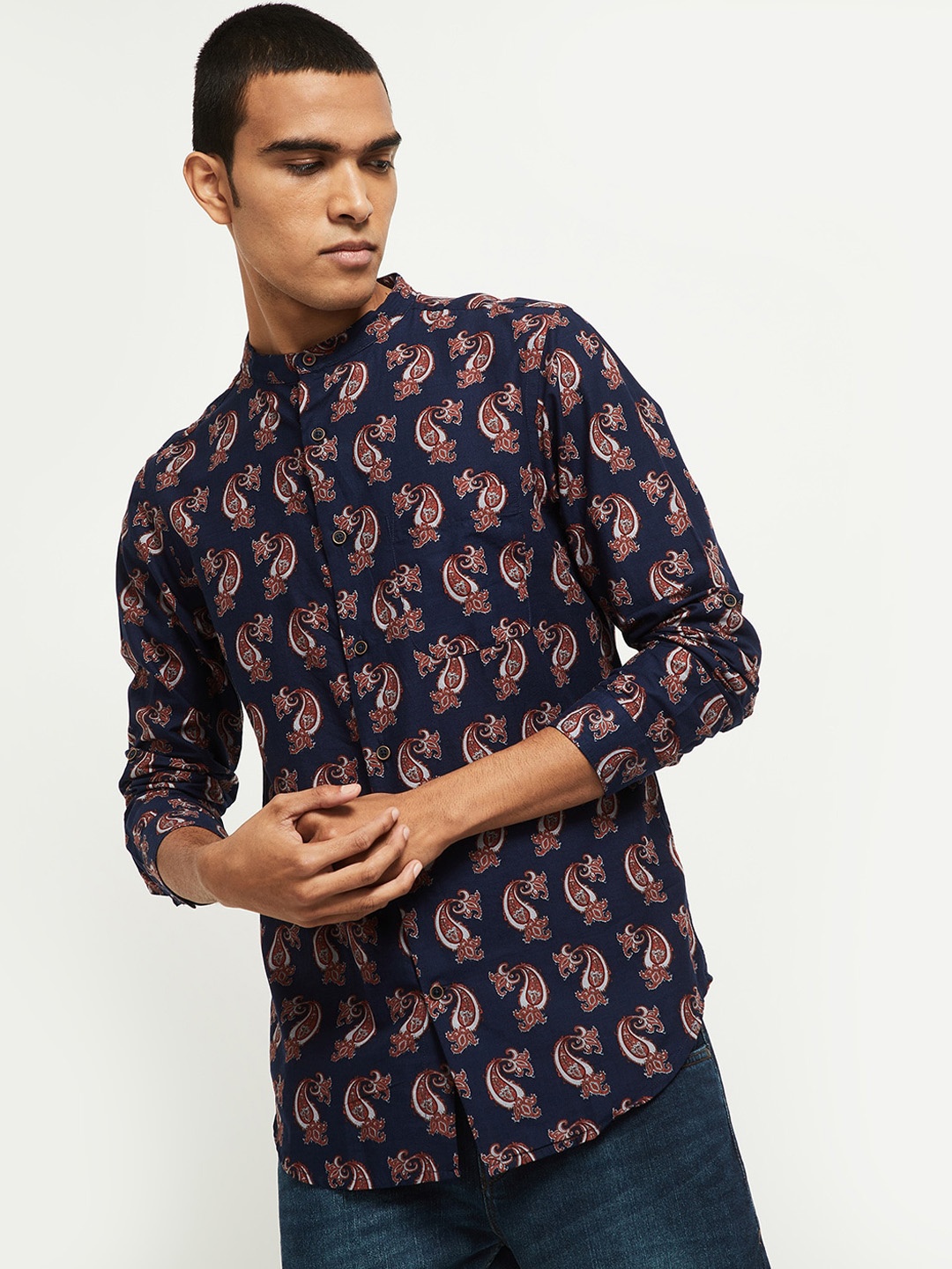 

max Men Blue & Red Ethnic Motifs Kurta