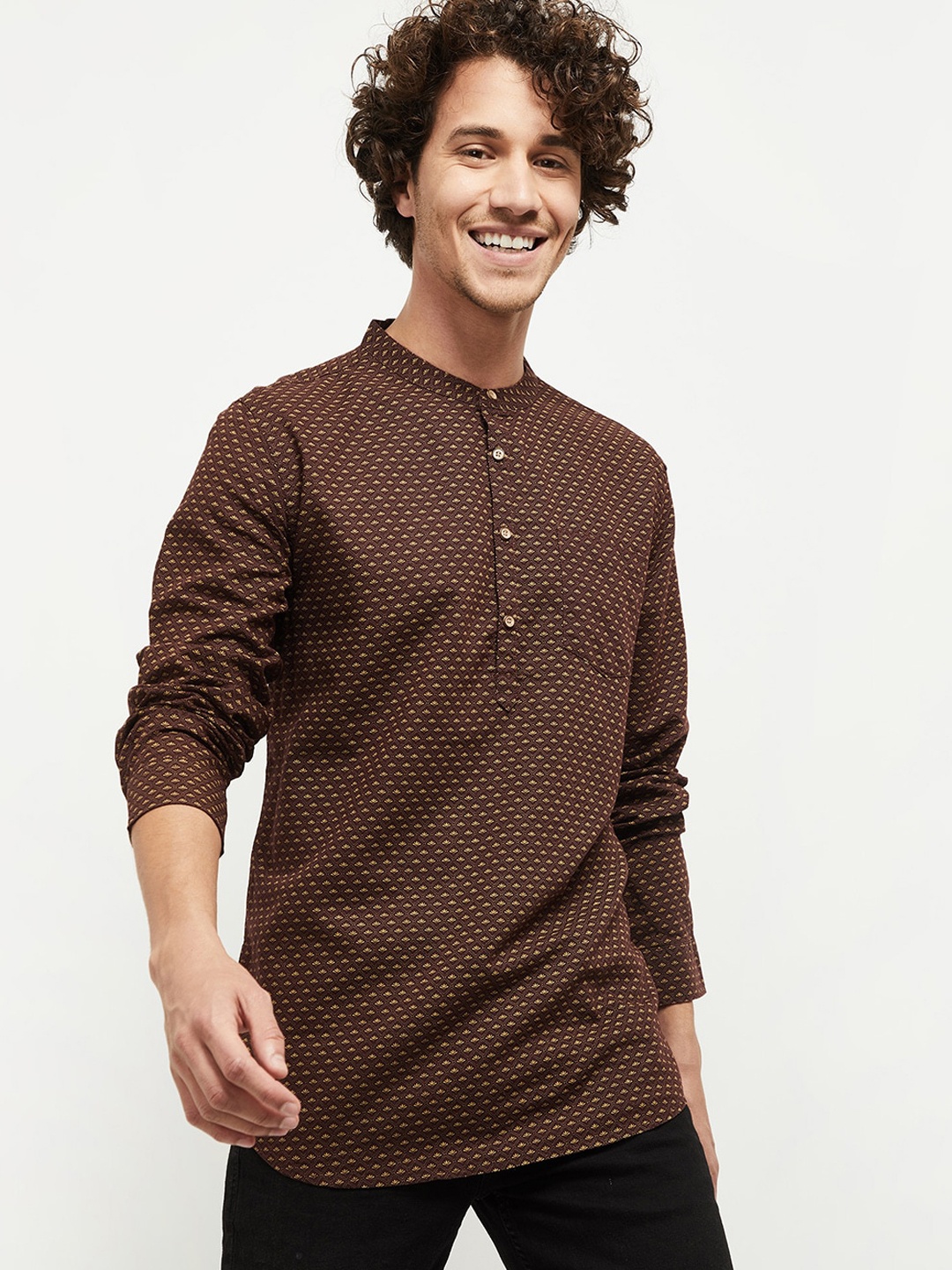 

max Men Brown & Yellow Geometric Printed Kurta
