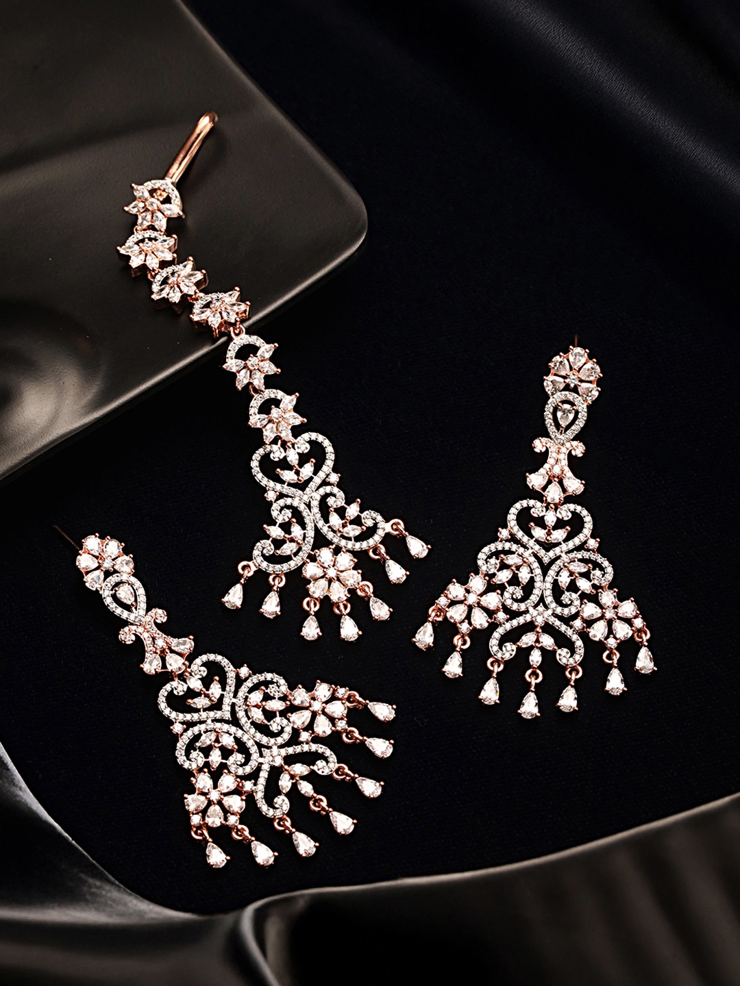 

Saraf RS Jewellery Rose Gold-Plated American Diamond Studded Handcrafted Jewellery Set