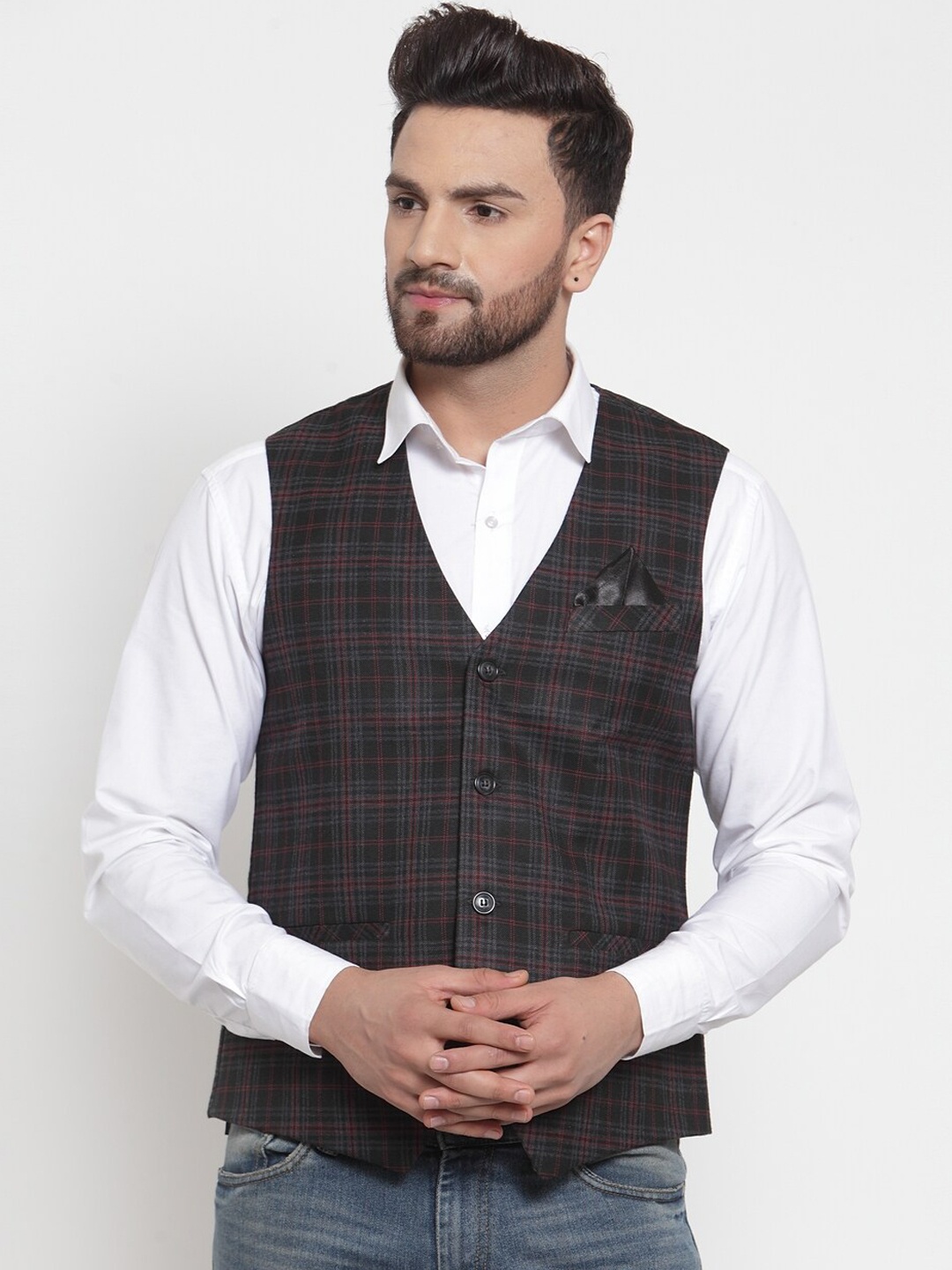 

NEUDIS by Dhrohar Men Black & Red Checked Poly Cotton Waistcoat