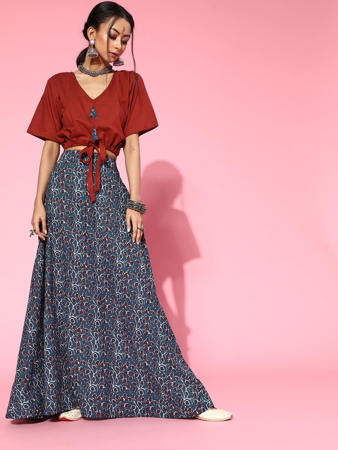 

Inweave Women Charming Maroon Solid Top with Printed Skirt