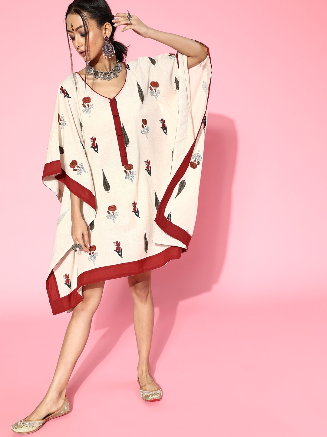 

InWeave Women Chic Off White Ethnic Motifs Kaftans Dress