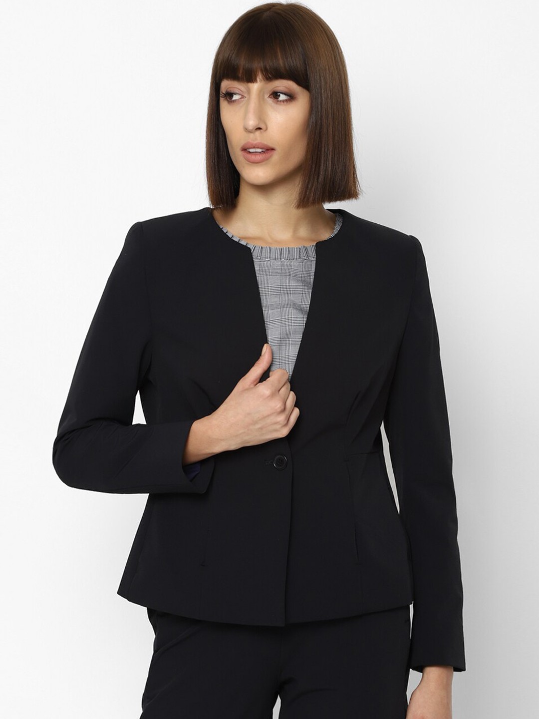

Allen Solly Woman Women Black Solid Single-Breasted Formal Blazer