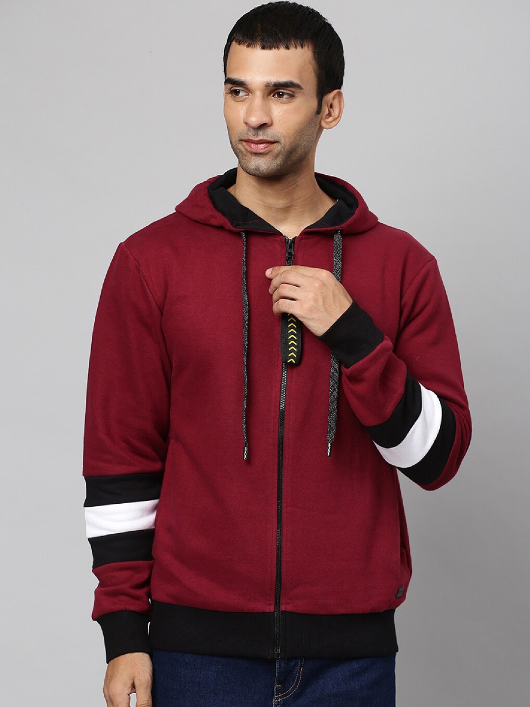 

Campus Sutra Men Maroon Hooded Cotton Sweatshirt
