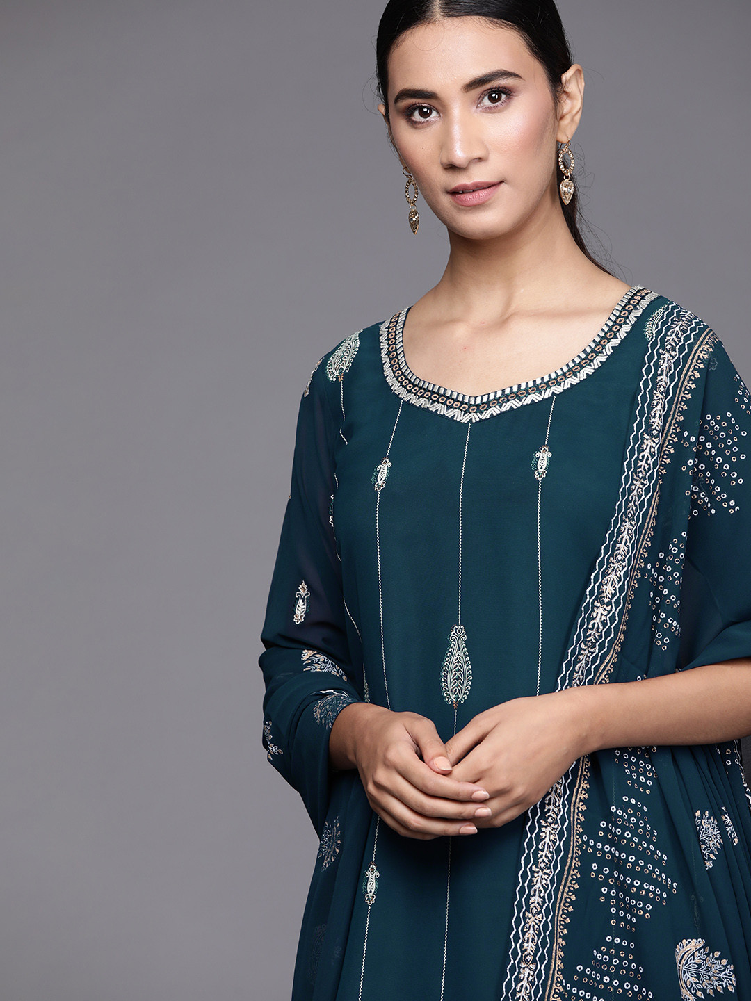 

Libas Women Teal Blue Ethnic Motifs Printed Regular Kurta with Sharara & Dupatta