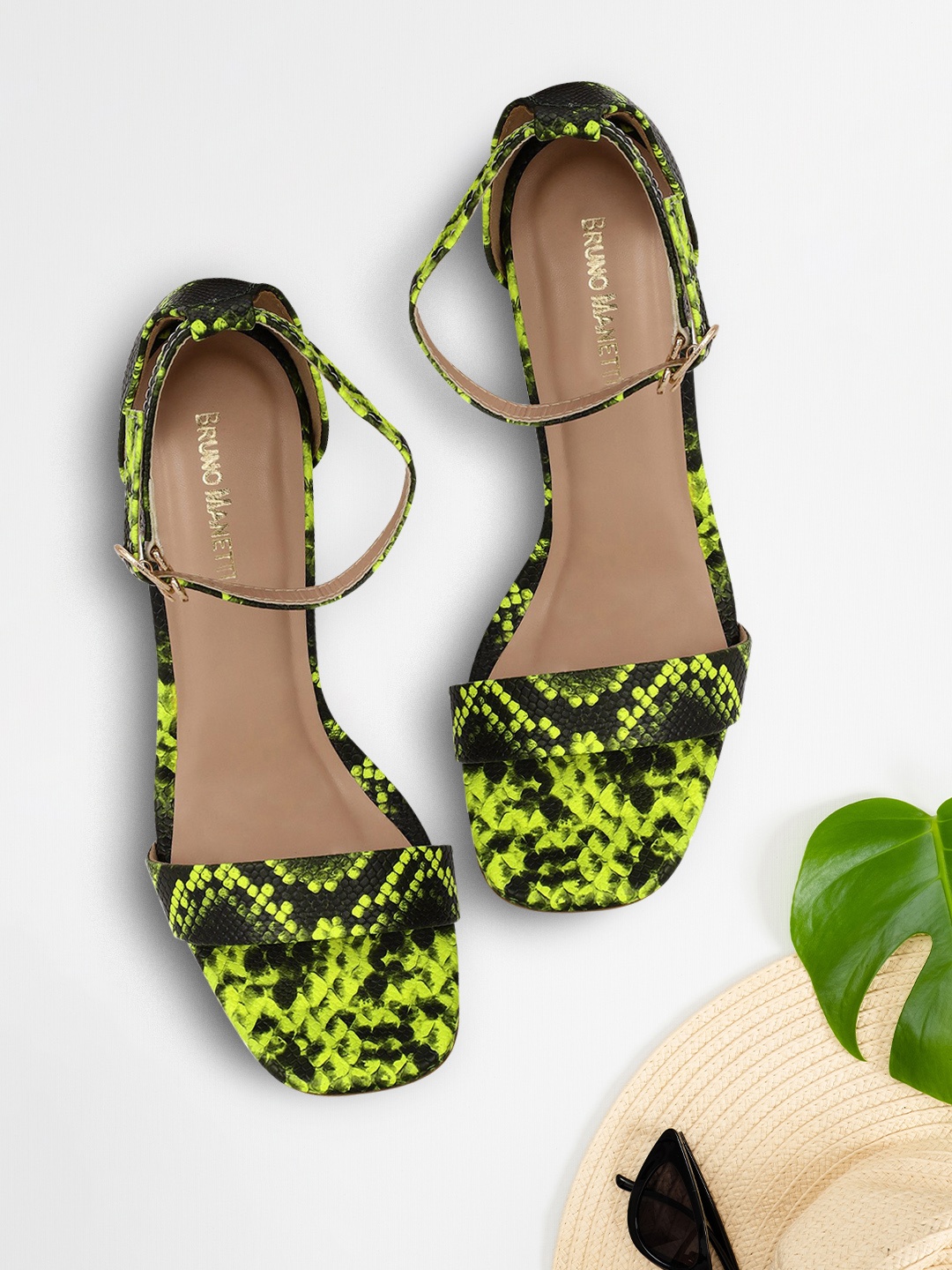 

Bruno Manetti Green & Black Textured PU Block Sandals