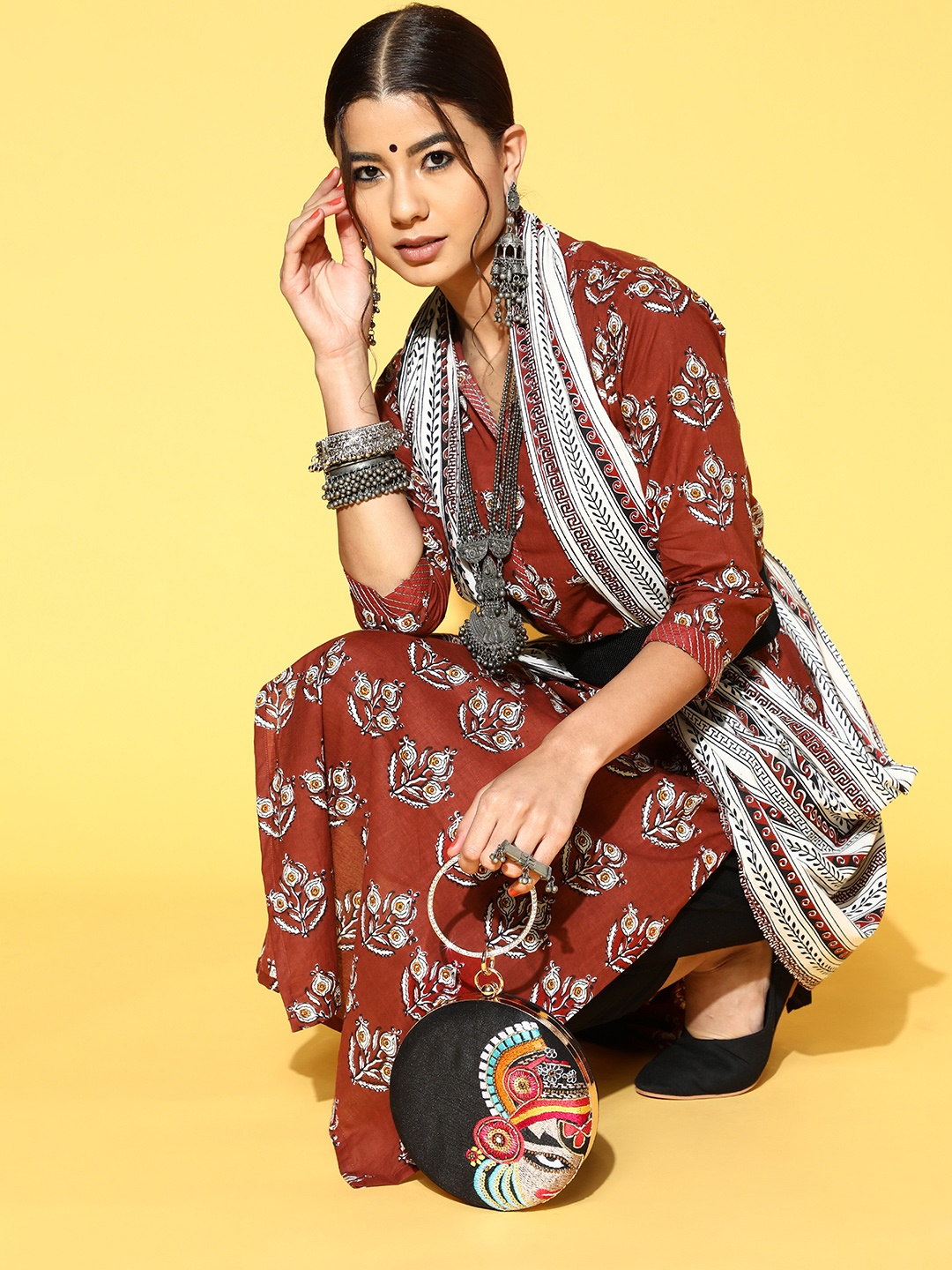 

Indo Era Cotton Blend Ethnic Motifs Kurta Set, Rust