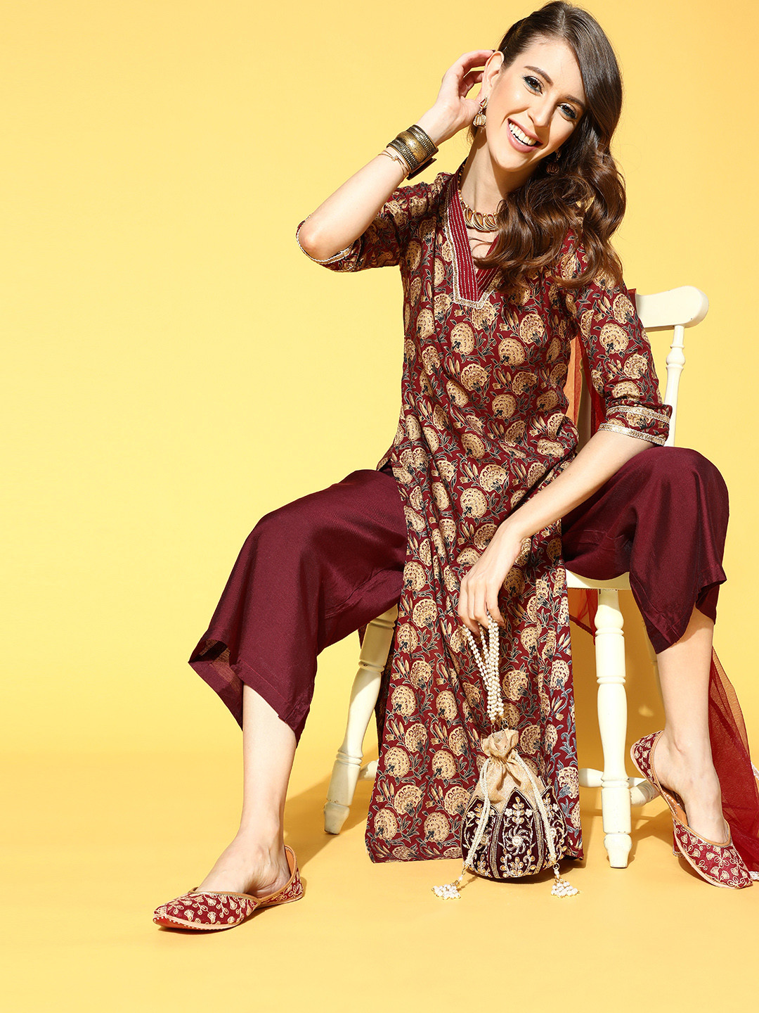 

Indo Era Floral Cotton Blend Kurta Set, Maroon
