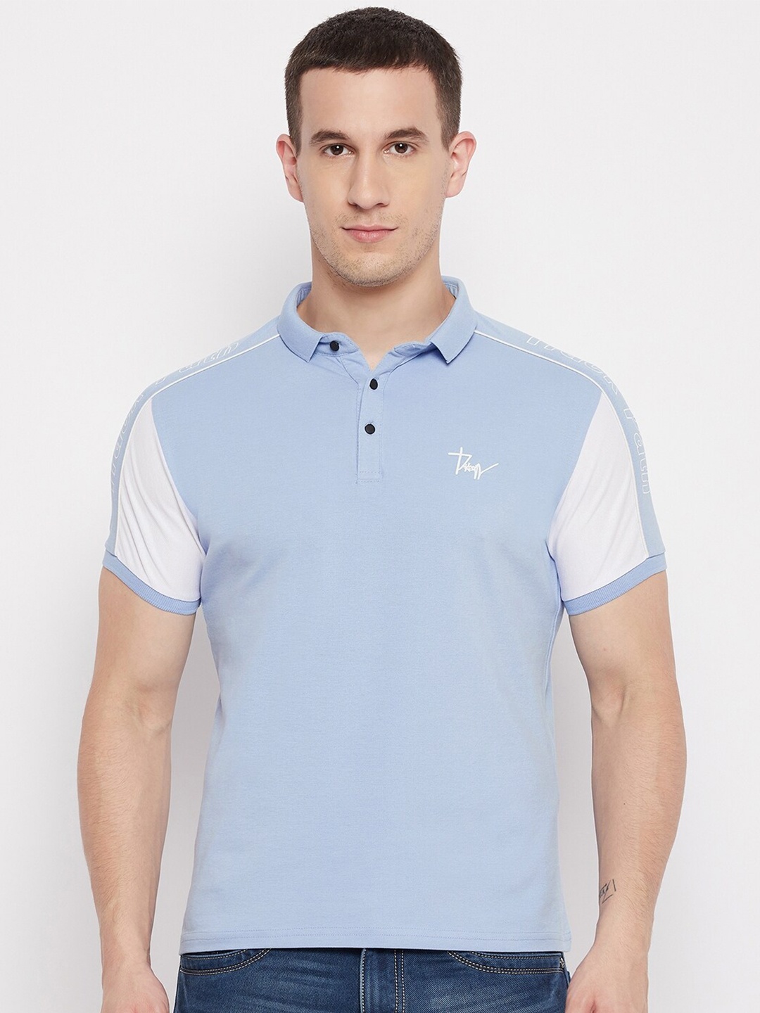 

QUBIC Men Blue Polo Collar T-shirt