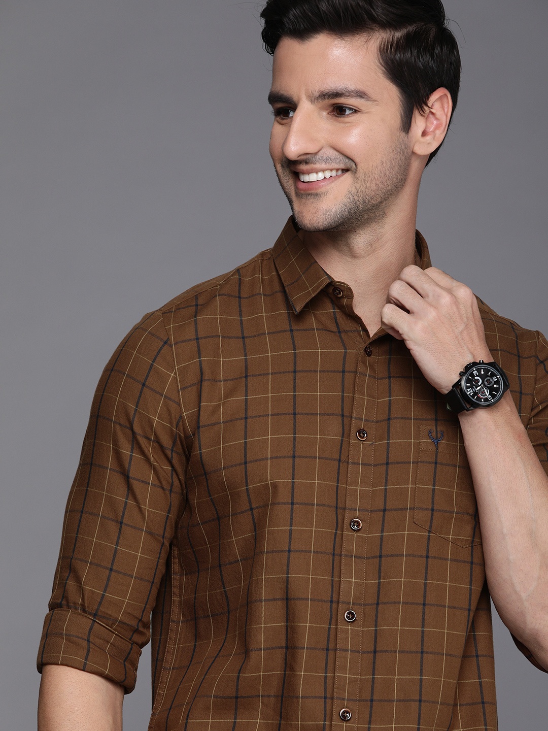 

Allen Solly Men Brown Slim Fit Windowpane Checks Opaque Casual Shirt