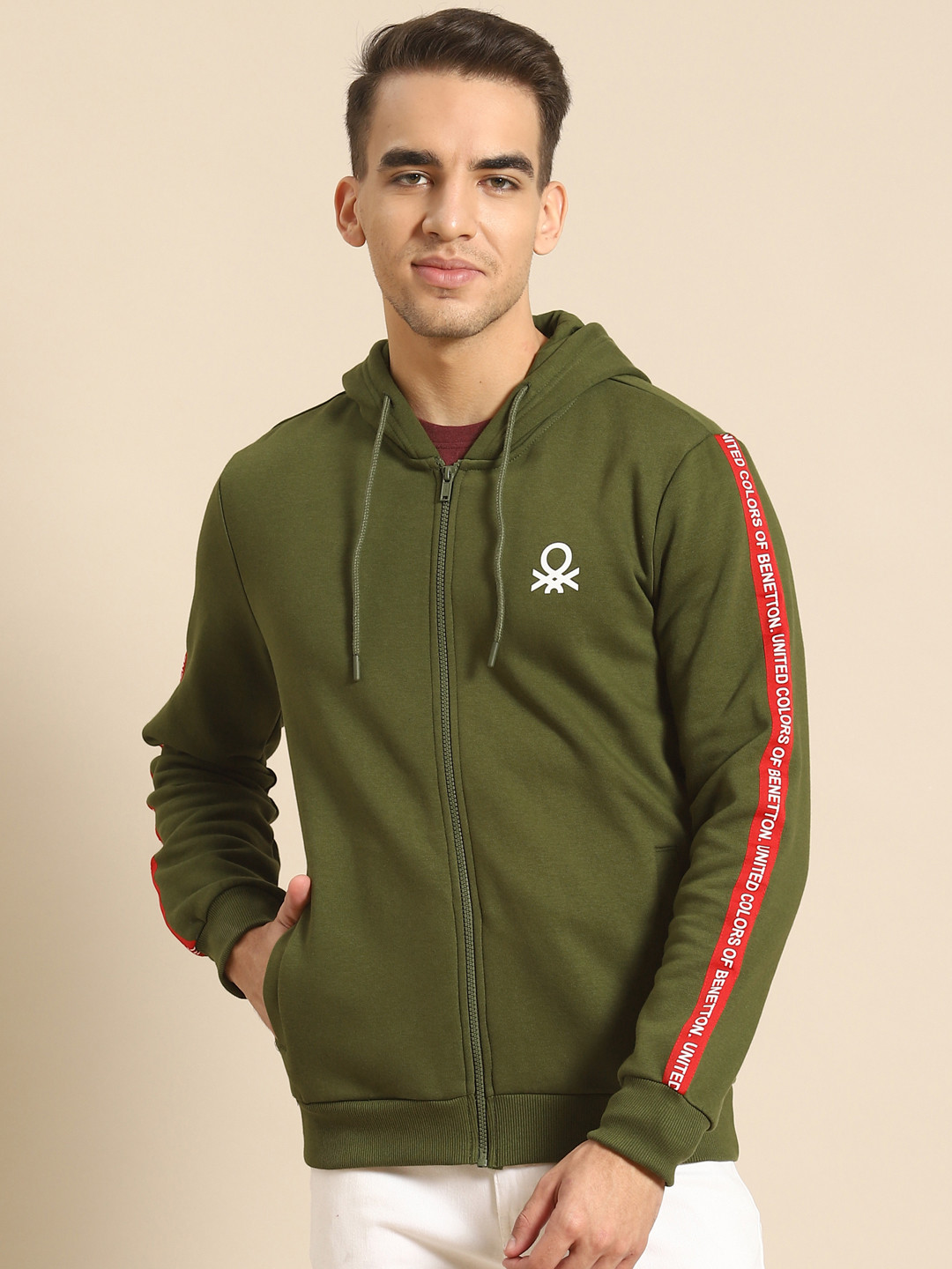 

United Colors of Benetton Men Olive Green Solid Hooded Sweatshirt