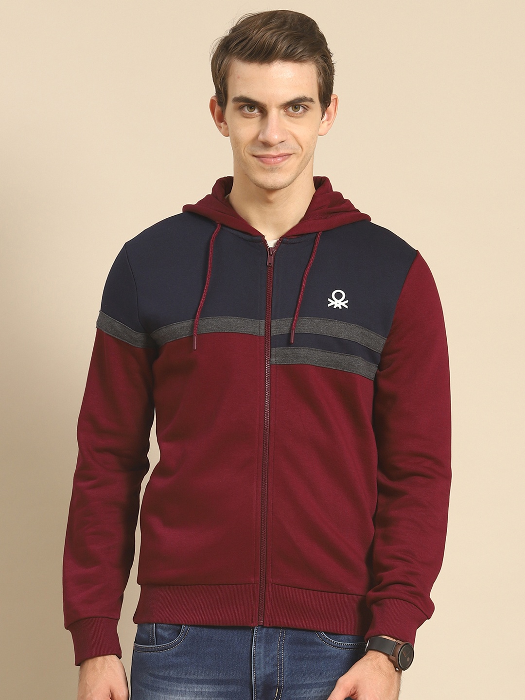 

United Colors of Benetton Men Maroon & Navy Blue Colourblocked Hooded Sweatshirt