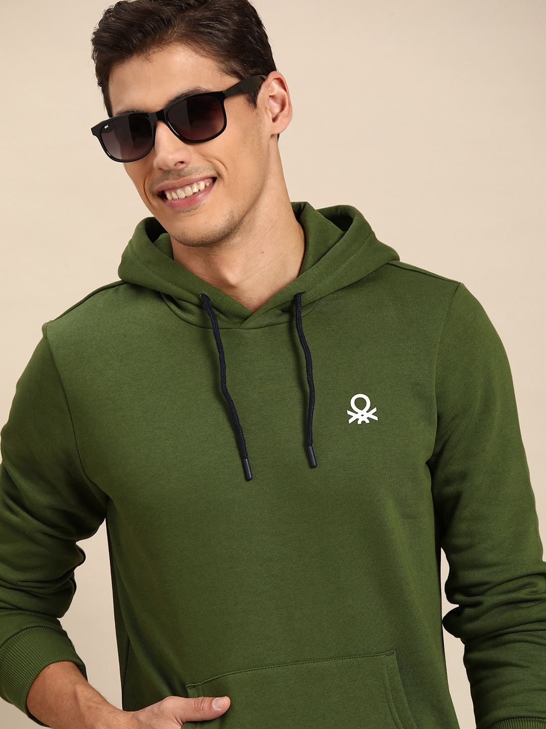 

United Colors of Benetton Men Olive Green Hooded Sweatshirt