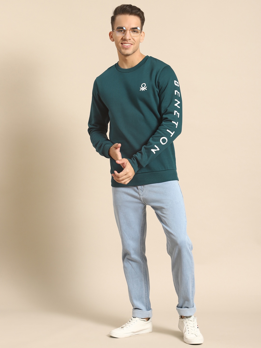 

United Colors of Benetton Men Teal Blue Solid Sweatshirt