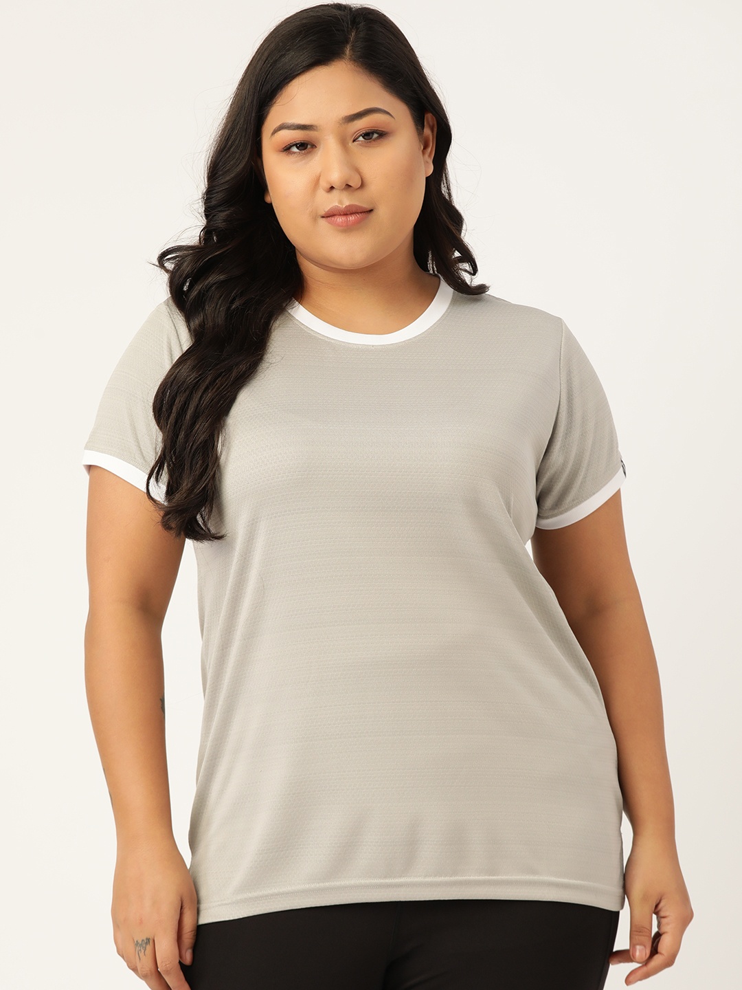 

SPIRIT ANIMAL Women Grey Solid Plus Size Training Top