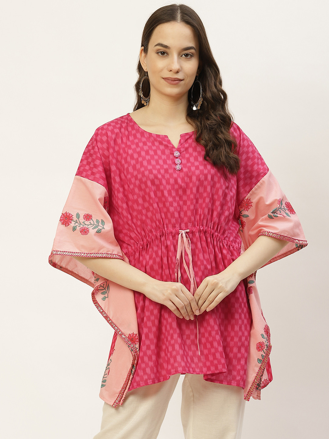 

FABRIC FITOOR Pink Floral Regular Top