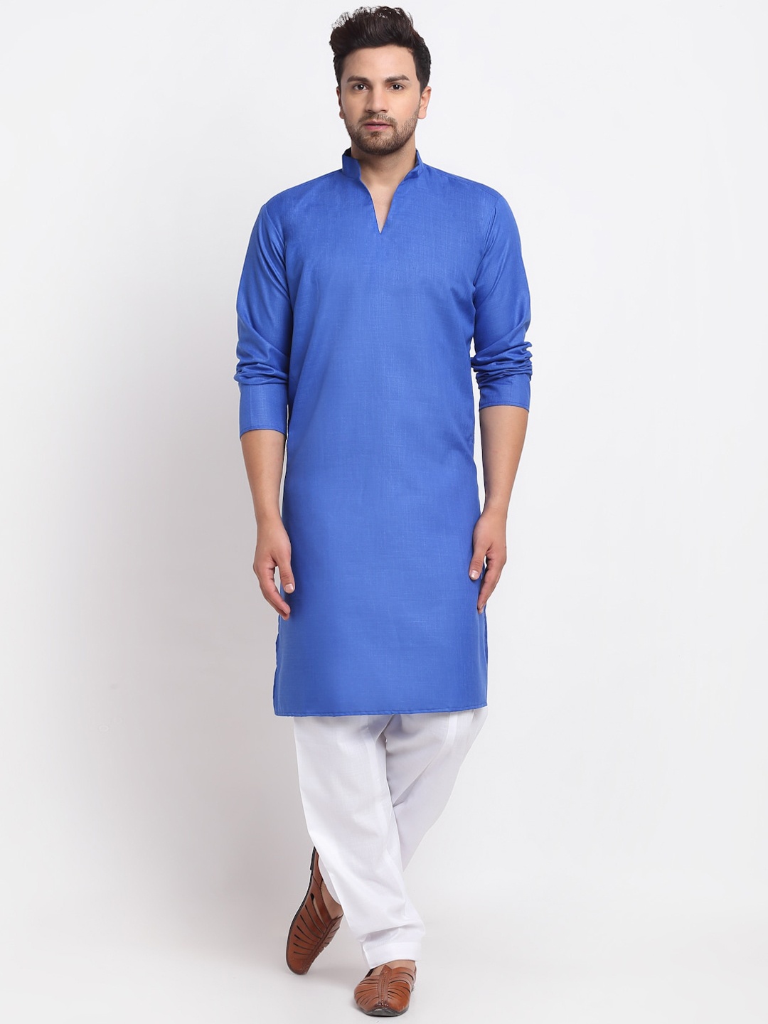 

Benstoke Men Solid Blue & White Regular Kurta with Salwar