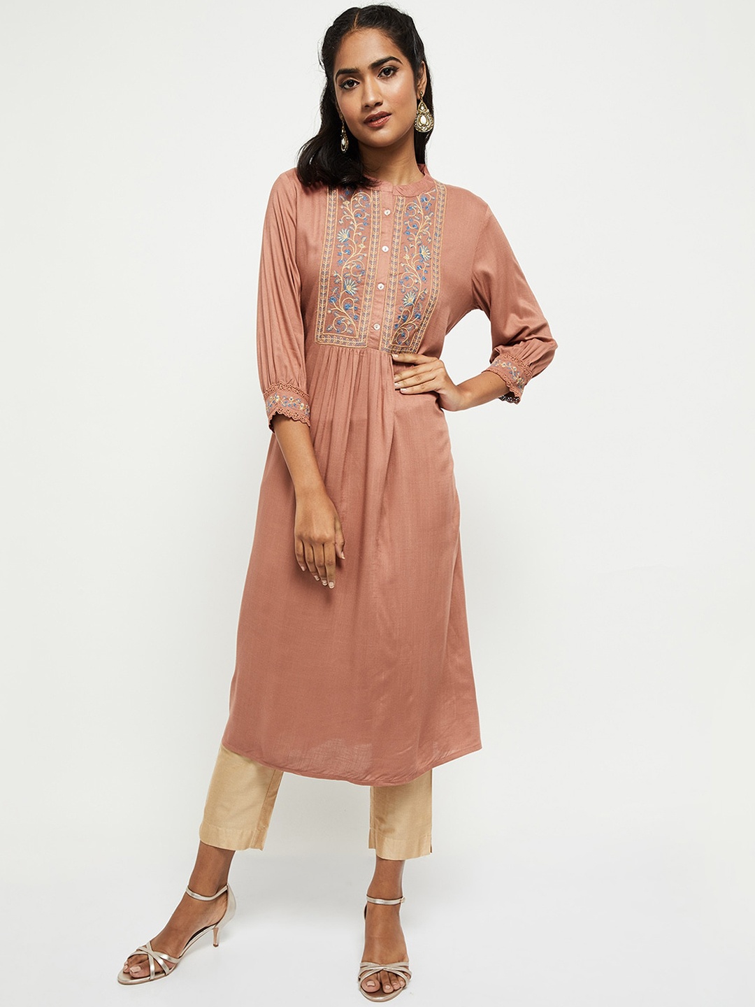 

max Women Brown Embroidered Thread Work Kurta